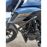 Pare-carters pour Yamaha fz25